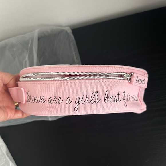 Benefit cosmetics case - Picture 7 of 8